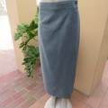Versatile vintage fold over skirt in mottled jade colour. Size 36/12 by FASHIONETTE. New condition