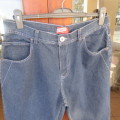 Men`s blue denim jeans in size 36/92cm by NETWORK. Pockets galore. Polycotton fabric. 69cm inner leg
