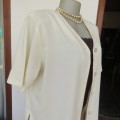 Smart rich cream short sleeve top Collarless Button down front Size 36-12 New condition