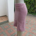 Elegant wool blend paneled skirt in mottled dull pink Bandless Size 30/6 Fully lined. New cond.