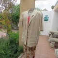 Best quality `Miss Lynn by Manhattan` box style beige short sleeve jacket. Size 42/18. New condition