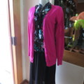 Magenta pink long sleeve knitted cardigan in acrylic/nylon blend. Size 34/10 by HEY BETTY. As new