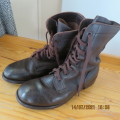 Pair of brown leather SADF boots in size 7 issued 2003 by DWS. Army size 255. Very good condition.