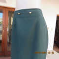 Elegant hunters green ankle length pencil skirt by MERIEN HALL size 40/16.Fully lined.Bandless.