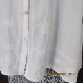 Amazing white embroidered  button down top in 100% cotton.By MERIEN HALL size 42/18.As new.