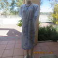 Stunning 80`s vintage dress with belt by FOSCHINI size 44/20. Loose shift style in polyester fabric.