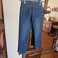Skinny blue denim jeans for girl 9 to 10 years old in polycotton by NEW WAVE. New condition.