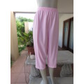 Comfy light rose pink corded polyester stretch cropped pants in size 42/18 by ENRICH from Thailand.