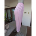Comfy light rose pink corded polyester stretch cropped pants in size 42/18 by ENRICH from Thailand.