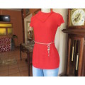 Pretty long red acrylic knit top with open poloneck in cable stitch. By DESTINY size 28/4 - 13/14 yr