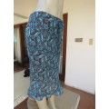 Dark brown white/blue paisley patterned tube skirt. Fully lined.By INWEAR.Large size 32/8.As new