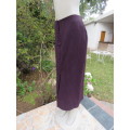 Fabulous sleek ankle length dark mulberry colour bandless skirt.Size 36/12 by TOPICS.New condition.