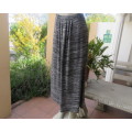 Beautiful comfy black/white mottled ankle length rayon/poly woven skirt size 40/42 Elasticated waist