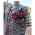 Pretty black/white horizontal stripe short sleeve T with red/green floral embroidery. EDITION.40/42