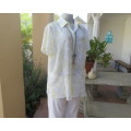 Luxe embossed white sheer poly top with limegreen feathery patterns.Size 40/16 by RENE TAYLOR.As new