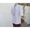 Fabulous pale lilac short sleeve button down blouse with open collar by MERIEN HALL size 40/16.