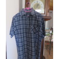 Cool navy/white check short sleeve casual Men`s shirt in polycotton.One front pocket.Size XL.As new.