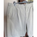 Men`s wheat colour 100% cotton shorts by OAKRIDGE size 42. Pleats on front.Pockets Back/sides.
