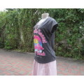 Casual dark grey capped sleeve T Shirt by CHEROKEE size 36. Two pink swans on front.As new.