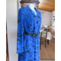 Fabulous long sleeve royal blue/black design princess style vintage dress.Size 44/20 by NINA.As new.