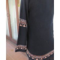 Excellent quality PARIS MATCH long sleeve cardigan with autumn colour borders.Size 36.Soft acrylic.