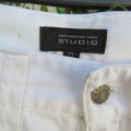 Handsome white Men`s pants by TRUWORTHS Man size 28/71. Cotton with some stretch. As new