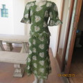 Amazing 2 pc forest green cut-out/white embroidered outfit in size 34/10 by ONLINE. New condition.