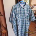 STERLING Export quality men`s casual short sleeve shirt. Size 5XL. Two front pockets. Pure cotton.