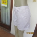 Good quality white heavy cotton shorts size 36/12. Pockets sides/back. Decent legs.As new