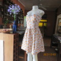 Cool pale blue dress with crimson posies in stretch cotton. Adjustable straps. Size 38 by VILIAN.