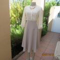 Absolute amazing formal dress with cream acrylic lace top/ecru poly/viscose A Line bottom.Size 35/11