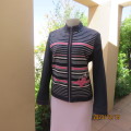 High quality CROCODILE navy light weight fully lined long sleeve zip-up jacket in polyester. Size 36