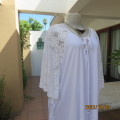 Amazing white oversized DOTTI long top from Australia size 48/24. Raglan lace bell sleeves. New cond