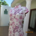 Traditional Chinese knee length dress in SUZHOU silk. White/pink/mulberry flowers. Size 36.As new