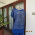 Luxe royal blue/silver short sleeve stretch top by KOREAN boutique size large 38.Lycra back.New cond
