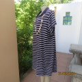Comfy navy and white shirt style short sleeve cotton dress. Front zip opening.Knitted collar. 48
