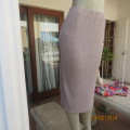 Stunning permanent fine pleated bodycon skirt in tortilla beige size 34. Label cut off. As new cond.