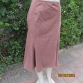 Unique paneled polycotton stretch gored skirt in light brown/rust/silver stripes. TRUWORTS size 42.
