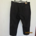 High quality 100% cotton black denim men`s jeans size 44. Inner leg 73cm. Pockets. As new.