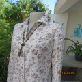 Casual cream stretch cotton/brown flower posies tailored top. Long sleeves/collar.Size 32 by INWEAR