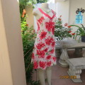 Sweet white fine cotton dress with bold crimson flowers and shoulder straps. Size 30/6. As new cond.