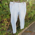 Be comfy in this sky blue stretch polycotton jeans/leggings size 46 by TANGO. Very good cond.