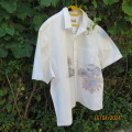 Smart casual white 100% cotton short sleeve WOOLWORTHS shirt. Bold vague floral print. Size XXL.
