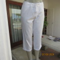 High quality white RARE EARTH size 36 linen/cotton cropped pants.Turnovers on legs. Waist drawstring