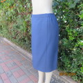Amazing tailored indigo blue fully lined pencil skirt by NADA size 44. 6 panels. Brand new cond.