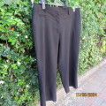 Very black smart PENNY C cropped pants size 42. Dummy pockts. Polyester stretch. As new