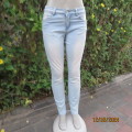 Sexy skinny leg regular rise light blue denim jeans size 32 by NETWORK. Pockets back/front. As new.
