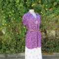 Striking 100% cotton animal print capped sleeve button down top in purples. Size 38 by LEGIT.