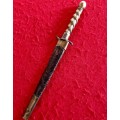 ANTIQUE DAGGER WITH ORIGINAL LEATHER AND BRASS SHEATH. 30CM LONG.