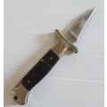 VINTAGE HEAVY DAGGER FOLDING KNIFE WITH BAKELITE HANDLE  20CM LONG.